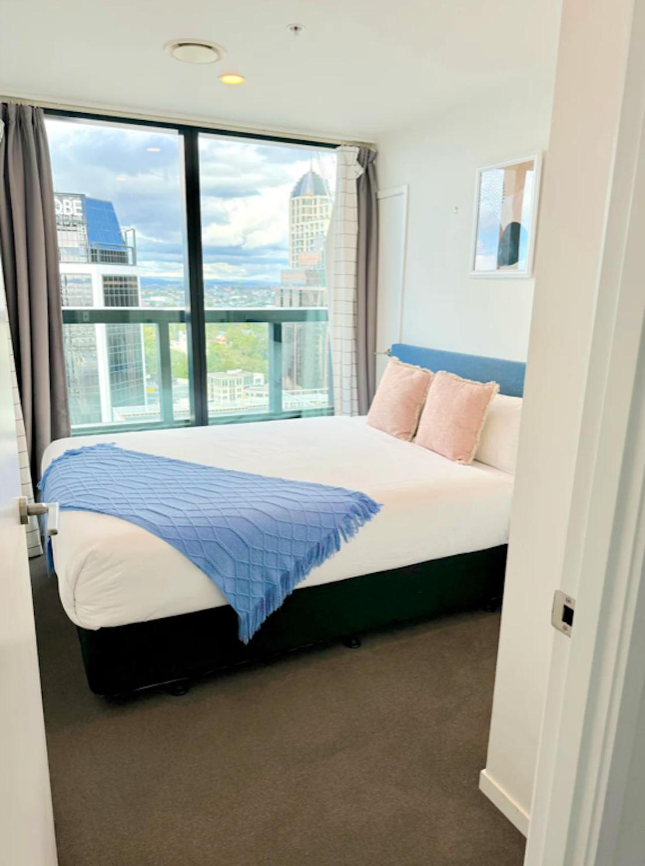 Magnificent Skytower, Sea, Habour View In Cbd Lejlighed Auckland Eksteriør billede