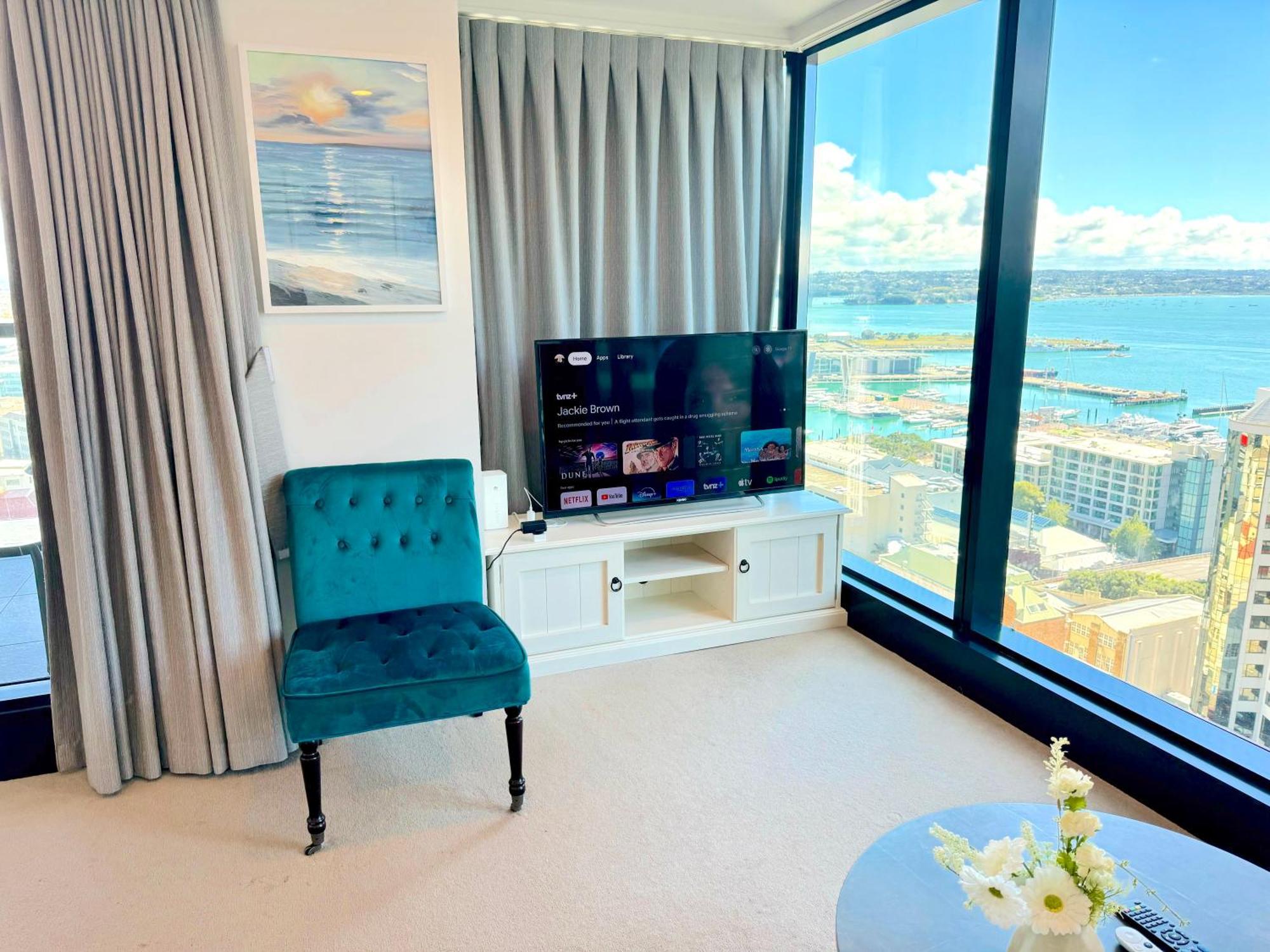 Magnificent Skytower, Sea, Habour View In Cbd Lejlighed Auckland Eksteriør billede