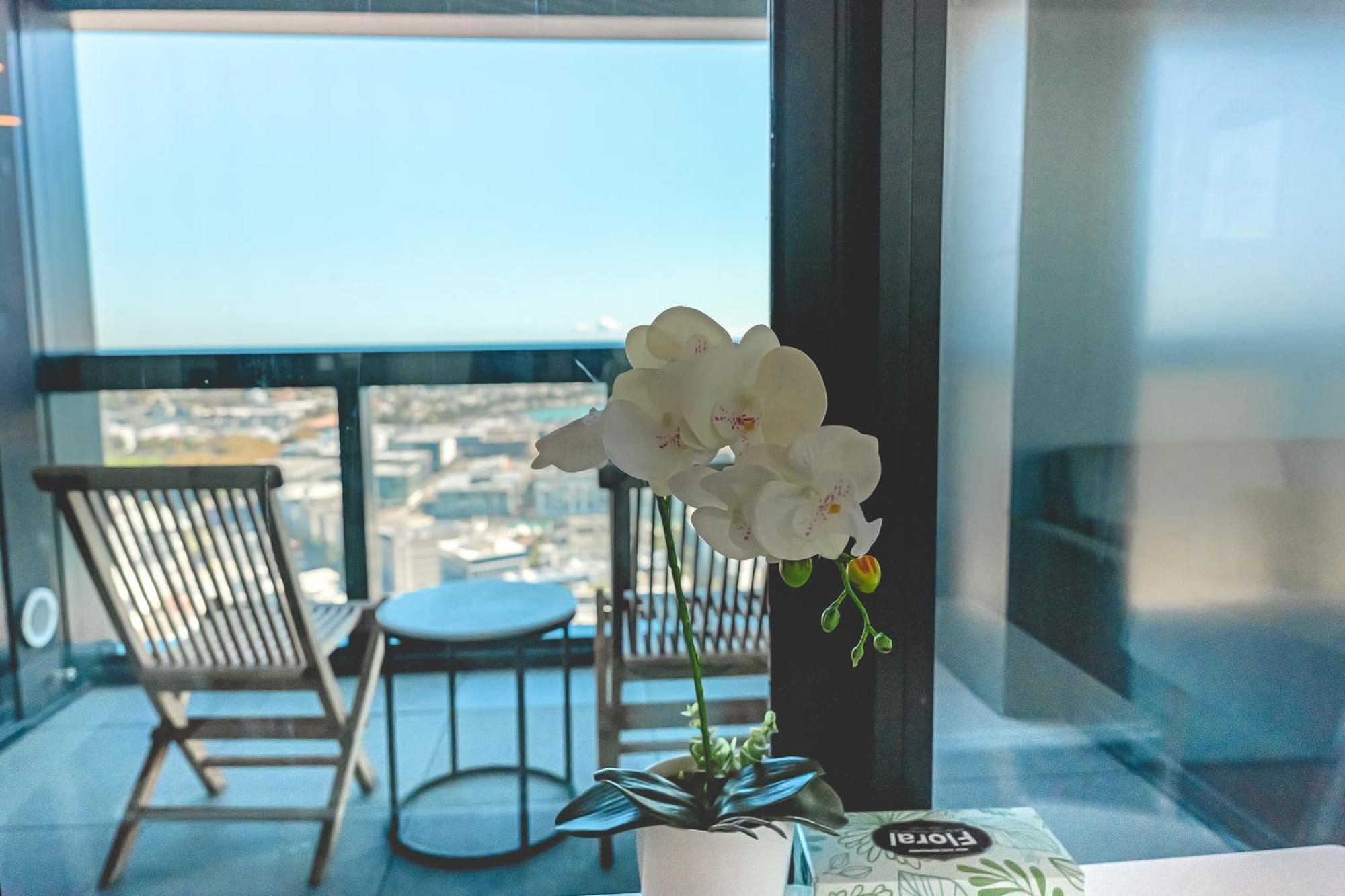 Magnificent Skytower, Sea, Habour View In Cbd Lejlighed Auckland Eksteriør billede